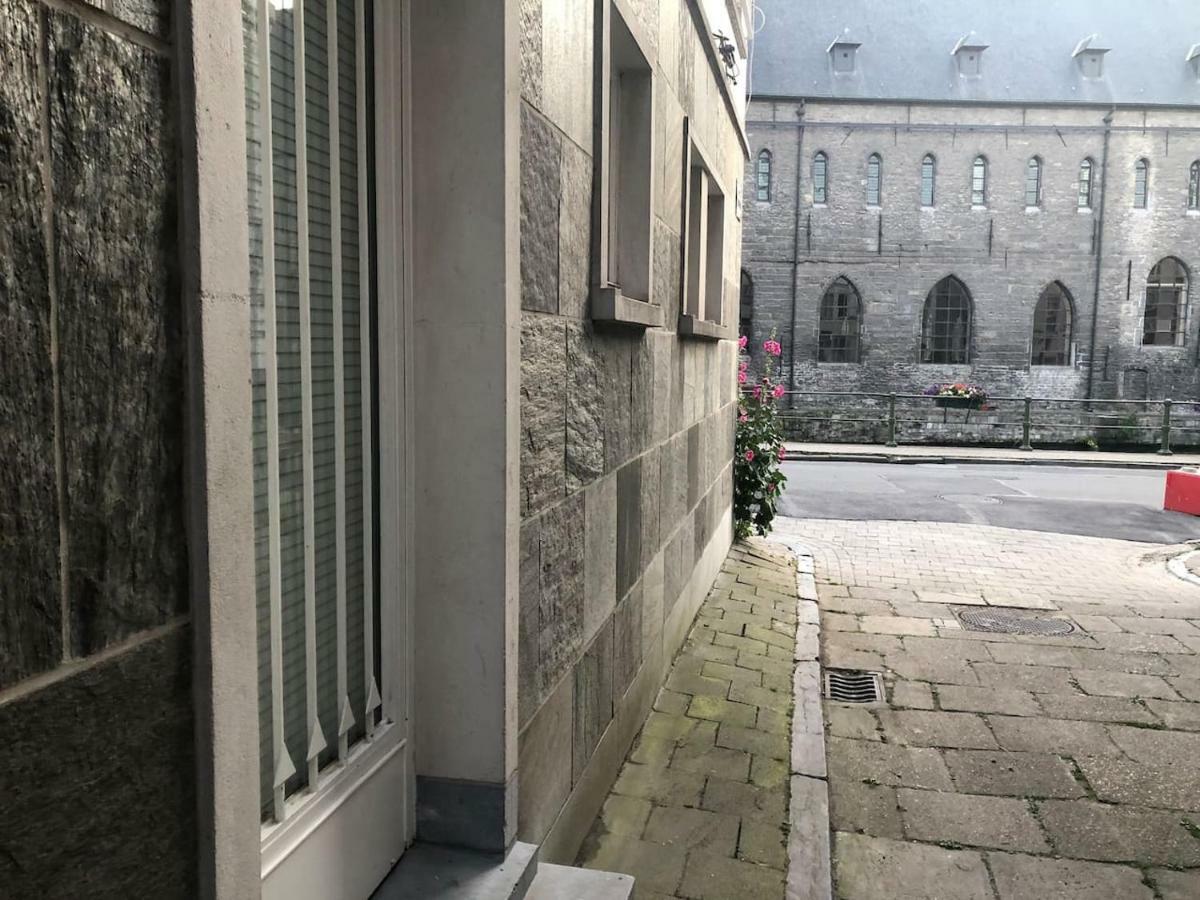 Studio Medieval City Center At River De Leie Gand Extérieur photo