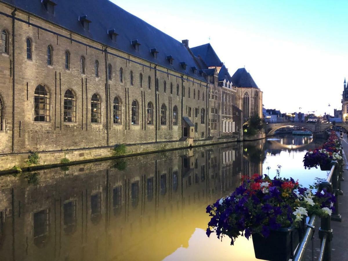 Studio Medieval City Center At River De Leie Gand Extérieur photo