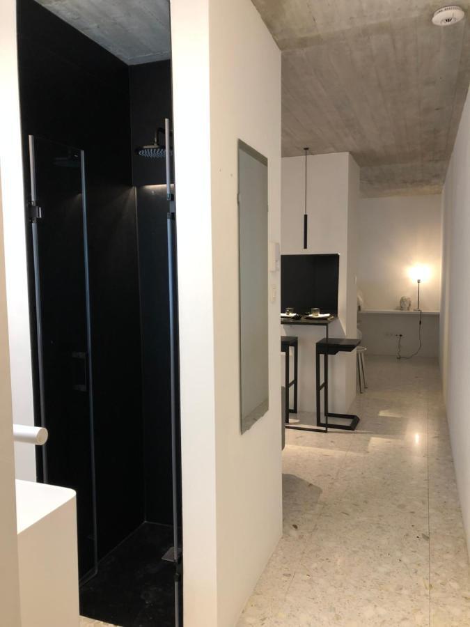 Studio Medieval City Center At River De Leie Gand Extérieur photo
