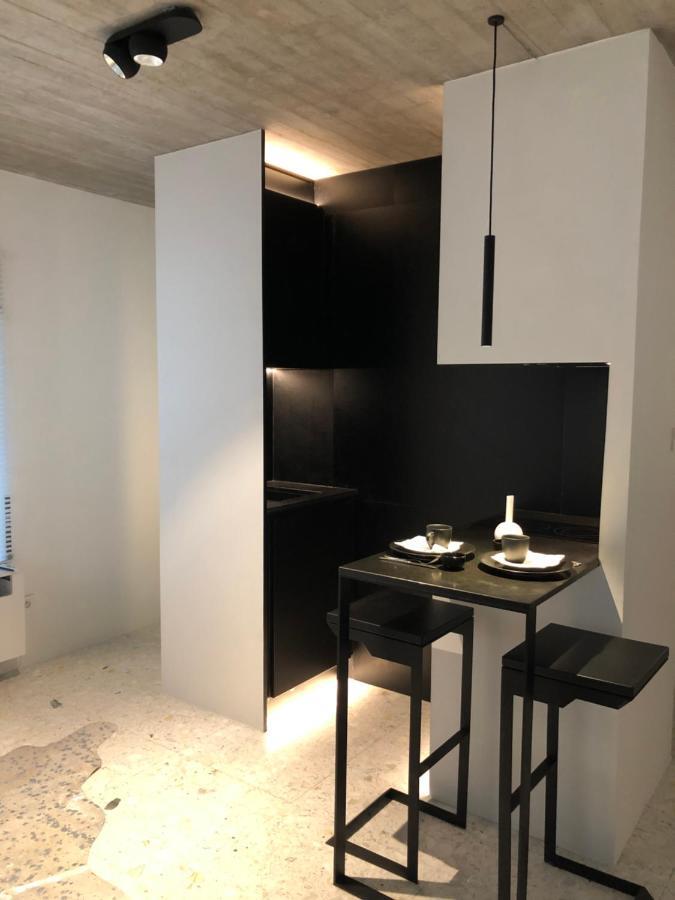 Studio Medieval City Center At River De Leie Gand Extérieur photo